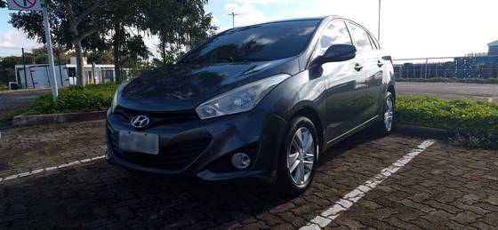 HYUNDAI HB20S 1.6 PREMIUM 16V FLEX 4P MANUAL HYUNDAI HB20S 1.6 PREMIUM 16V FLEX 4P MANUAL